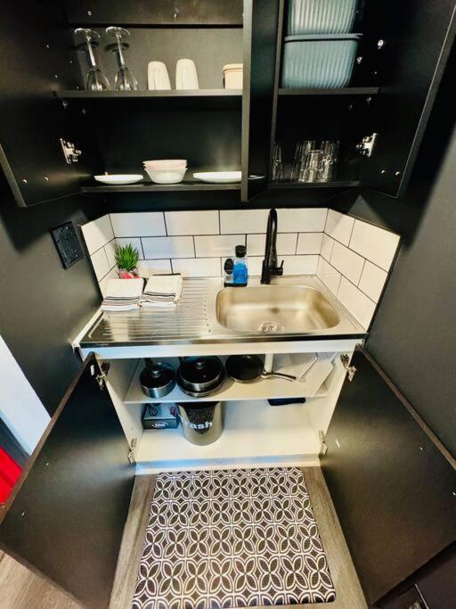 Apartment New Tiny Uptown Phoenix